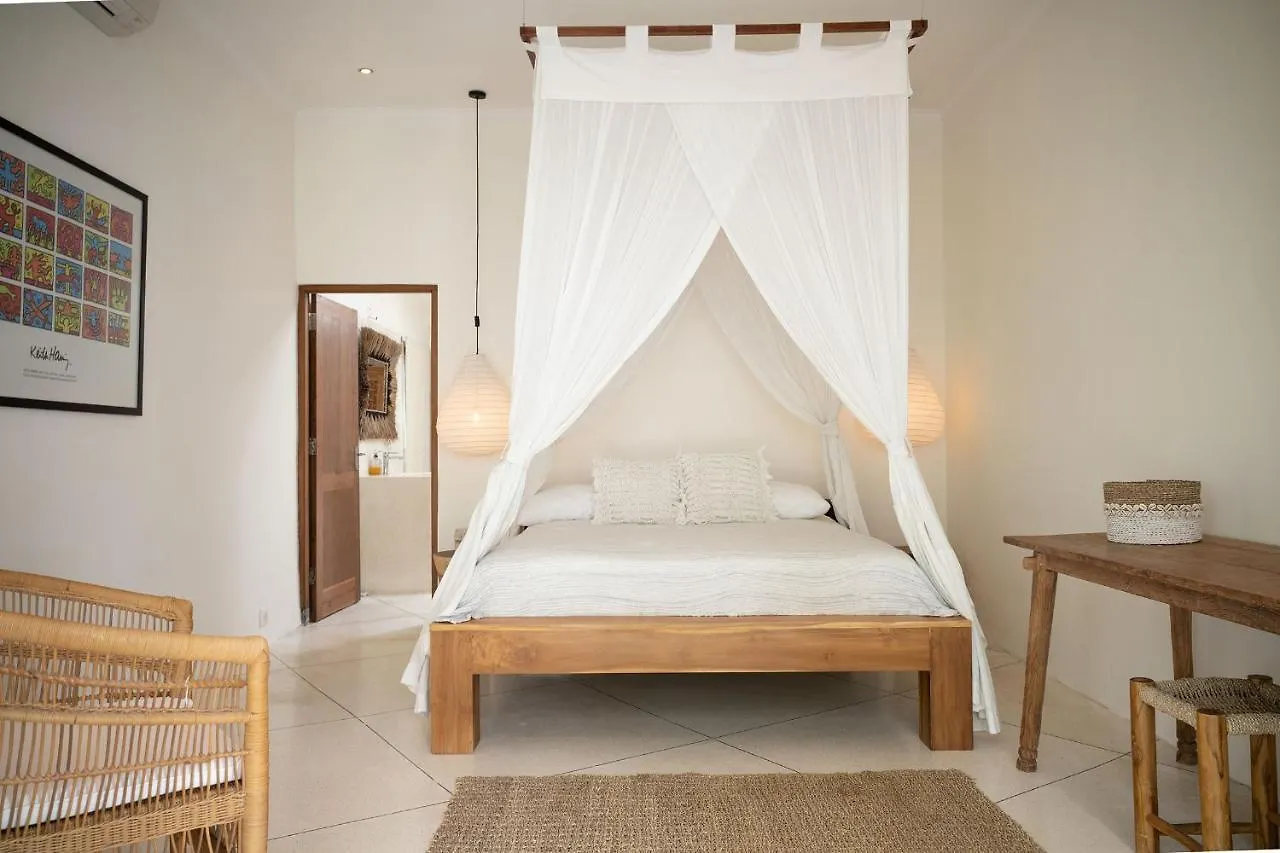 Villa Tropical 3Bdr Poolvilla In Heart Of Seminyak